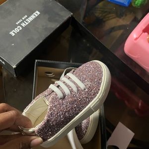 Kenneth Cole,6c, Pink(Glittery)